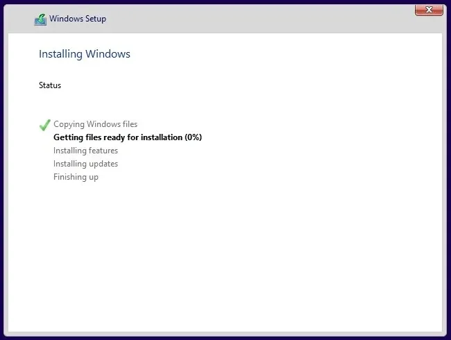 Windows 10 22H2 のインストール時に Windows ファイルをコピーする