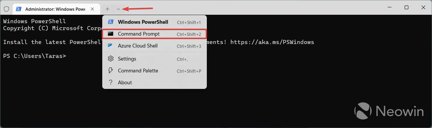 Aplicativo Terminal do Windows mostrando como alternar do PowerShell para o perfil de linha de comando