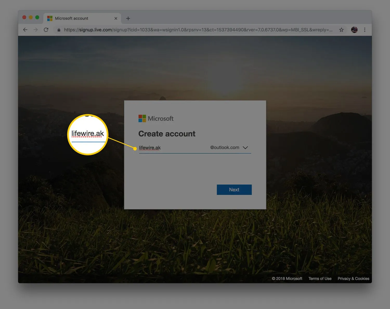ユーザー名作成フィールドを表示している Chrome ブラウザーの Outlook.com メール作成画面