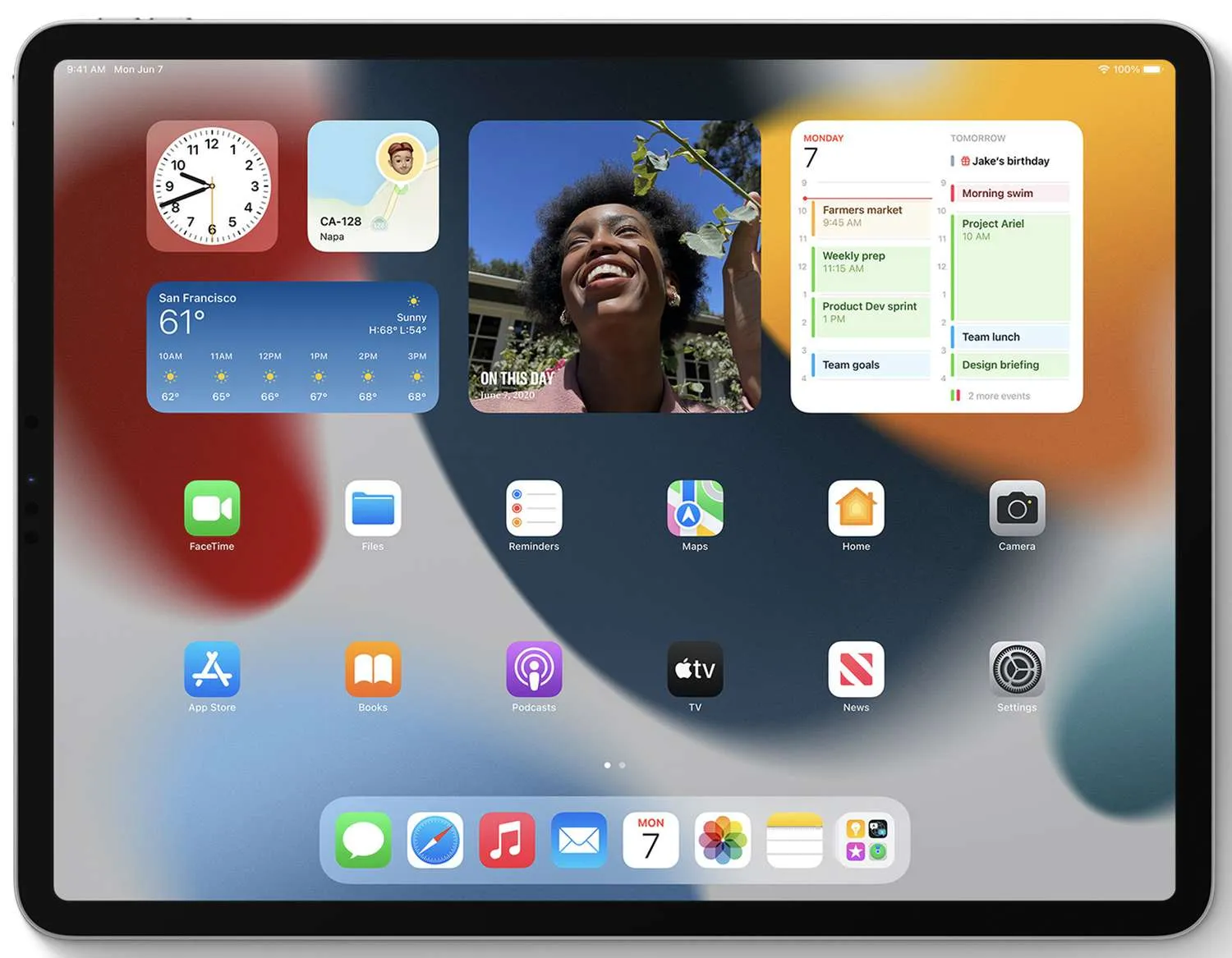 iPadOS 15 の iPad ホーム画面のウィジェット