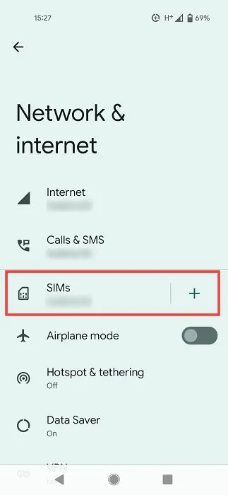 Section SIMs sous Paramètres sur Android.