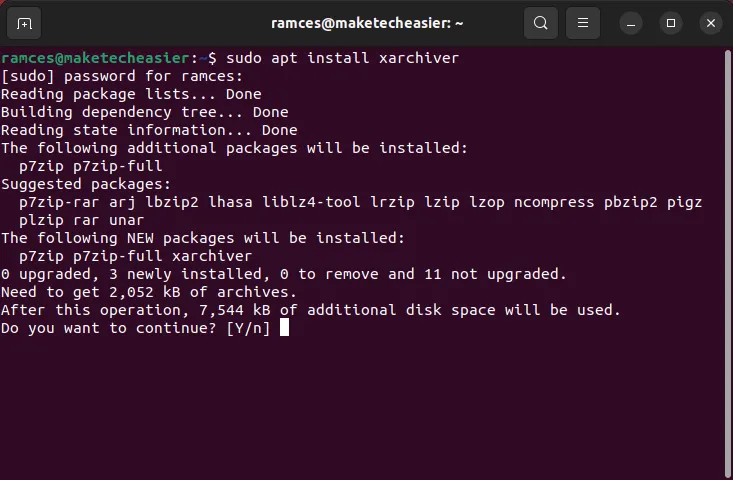 Un terminale che mostra il processo di installazione di Xarchiver.