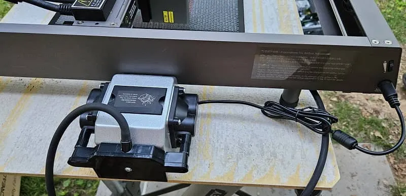 Gravadora e cortadora a laser Creality Falcon2 22 W a ar