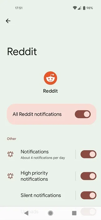 Opciones de notificación para la aplicación Reddit.