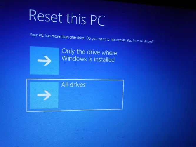 공장 초기화 Windows 10 모든 드라이브 재설정