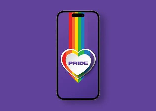 Sfondo del mese dell'orgoglio con cuore arcobaleno per iPhone