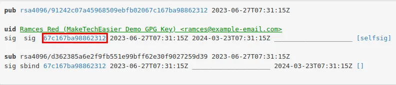 Una captura de pantalla que muestra los resultados de la búsqueda de claves en el servidor de claves de Ubuntu.