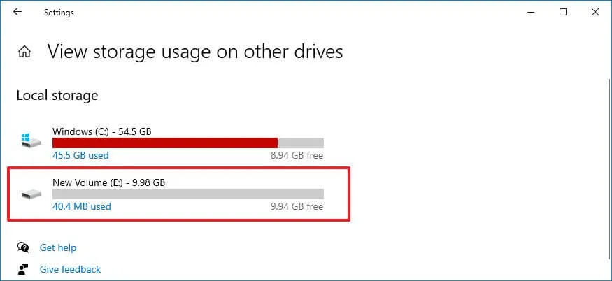 Windows 10 のその他のドライブのストレージ使用量