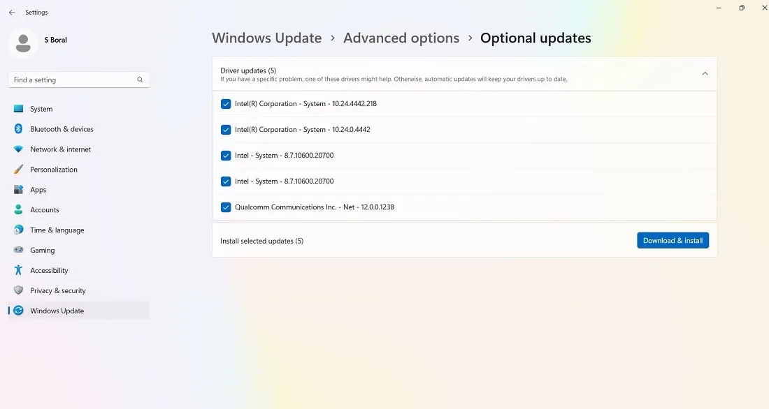在 Windows 11 中安裝 2023 年 7 月的可選更新。