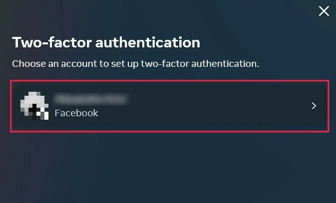 Facebook設定でFacebookアカウント名をクリックします。