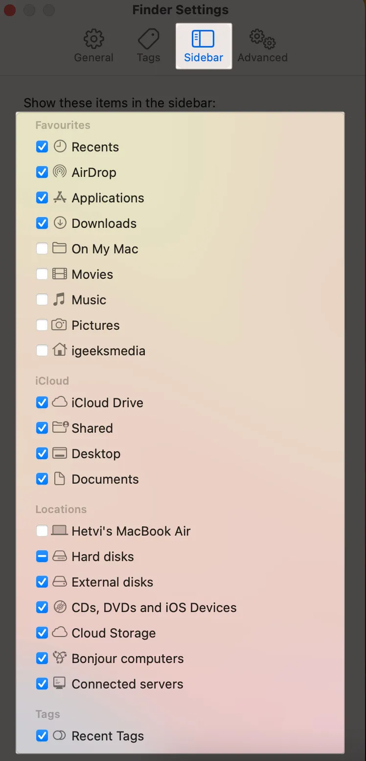 勾選您想要顯示在收藏夾、iCloud、位置和標籤上的項目