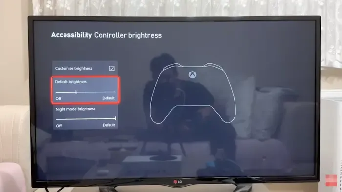 明るさを変更する Xbox コントローラー