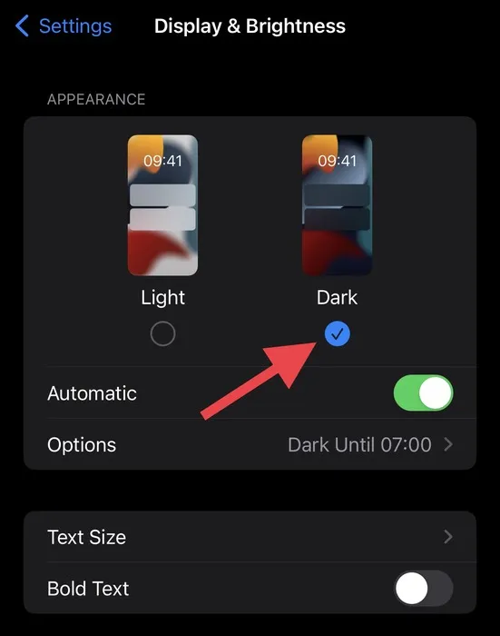 Come attivare la modalità oscura nelle impostazioni del display e della luminosità