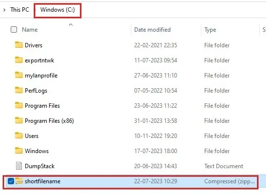 Windows のルート フォルダー C に ZIP ファイルを貼り付けます。
