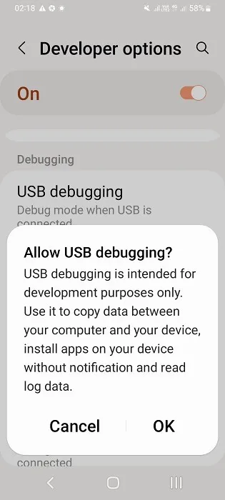 Depuração USB ativada no telefone Android.