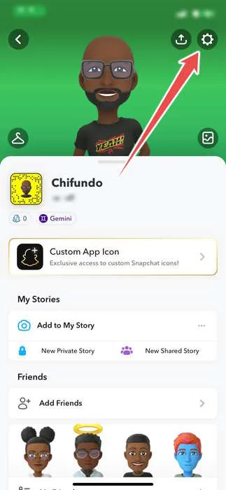 Toccando l'icona a forma di ingranaggio nell'app Snapchat.