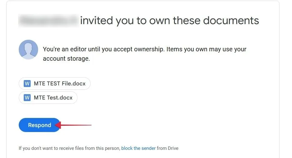 Invito via email ad assumere la proprietà dei file dal vecchio account Google Drive.