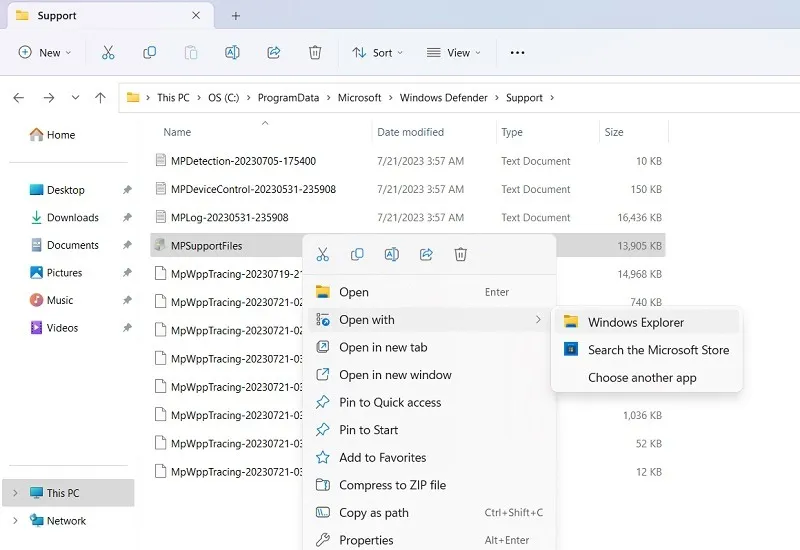 Arquivo de gabinete recuperado na janela do File Explorer aberto usando o botão direito do mouse e o Windows Explorer.
