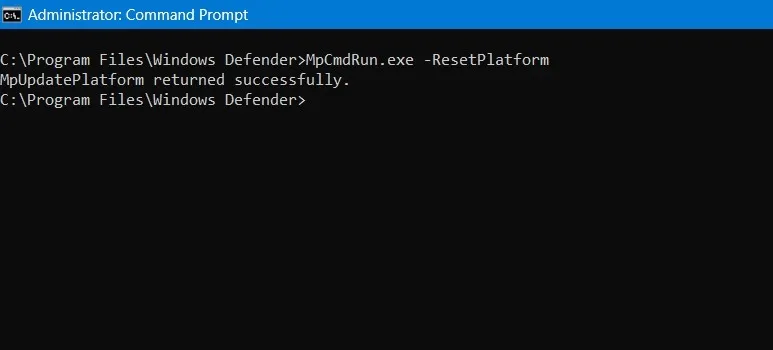 Redefina a plataforma do Windows Defender para seu valor original no prompt de comando.