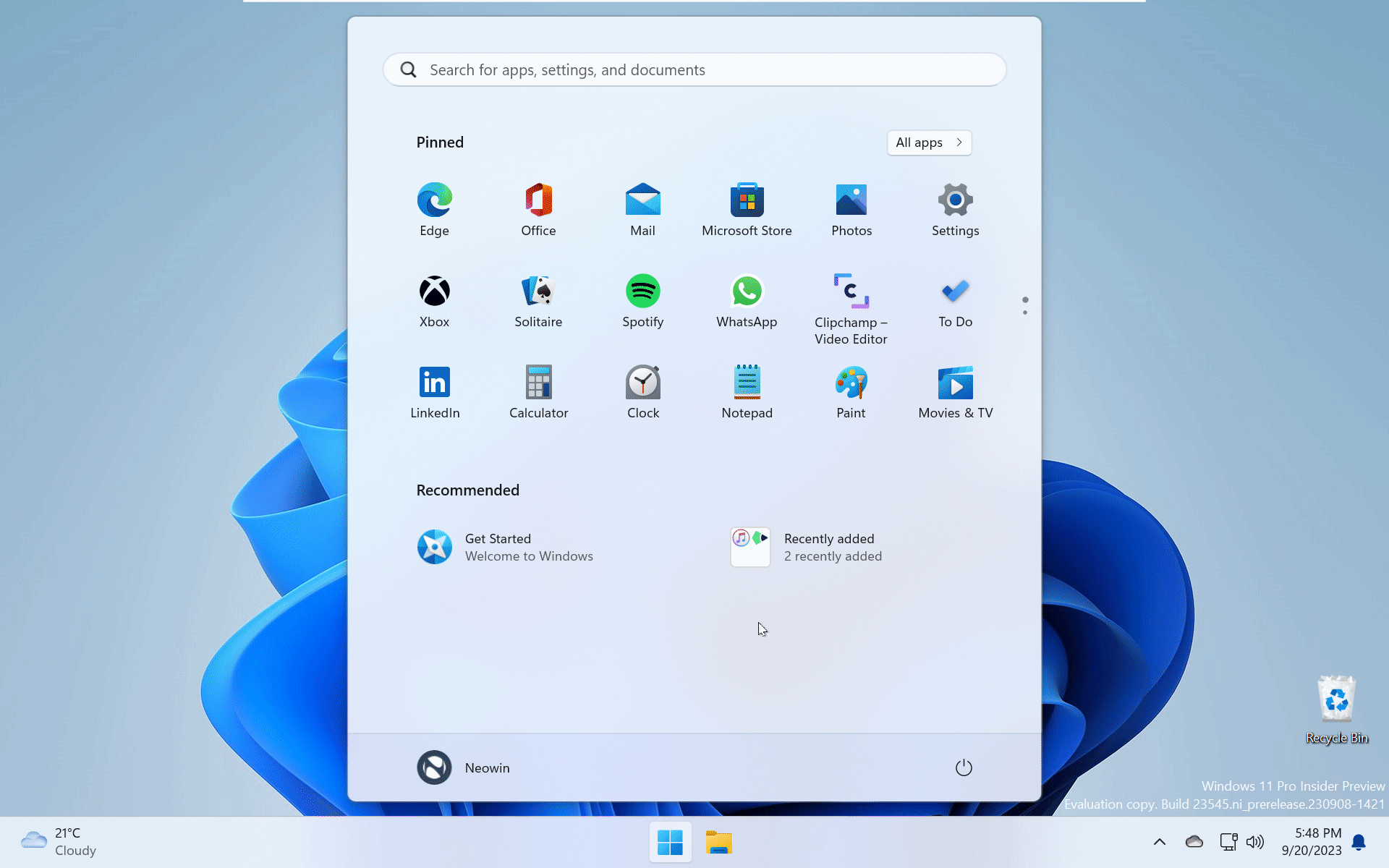 Un GIF affichant les dossiers dans la section Recommandé dans le menu Démarrer de Windows 11