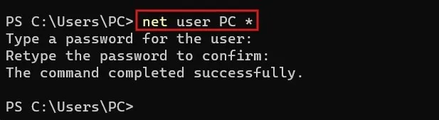 Escribiendo el comando net user en PowerShell.