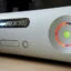 Ein Finanzanalyst nutzte angeblich Xbox 360-Chats, um illegale Insiderhandelsinformationen zu versenden
