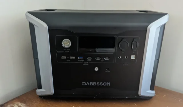 Examen de la centrale électrique portable Dabbsson DBS2300