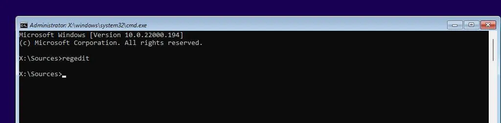 Il programma di installazione di Windows 11 apre regedit