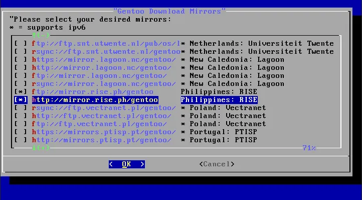 Una terminal que muestra los mirrors de descarga disponibles para Gentoo Linux.