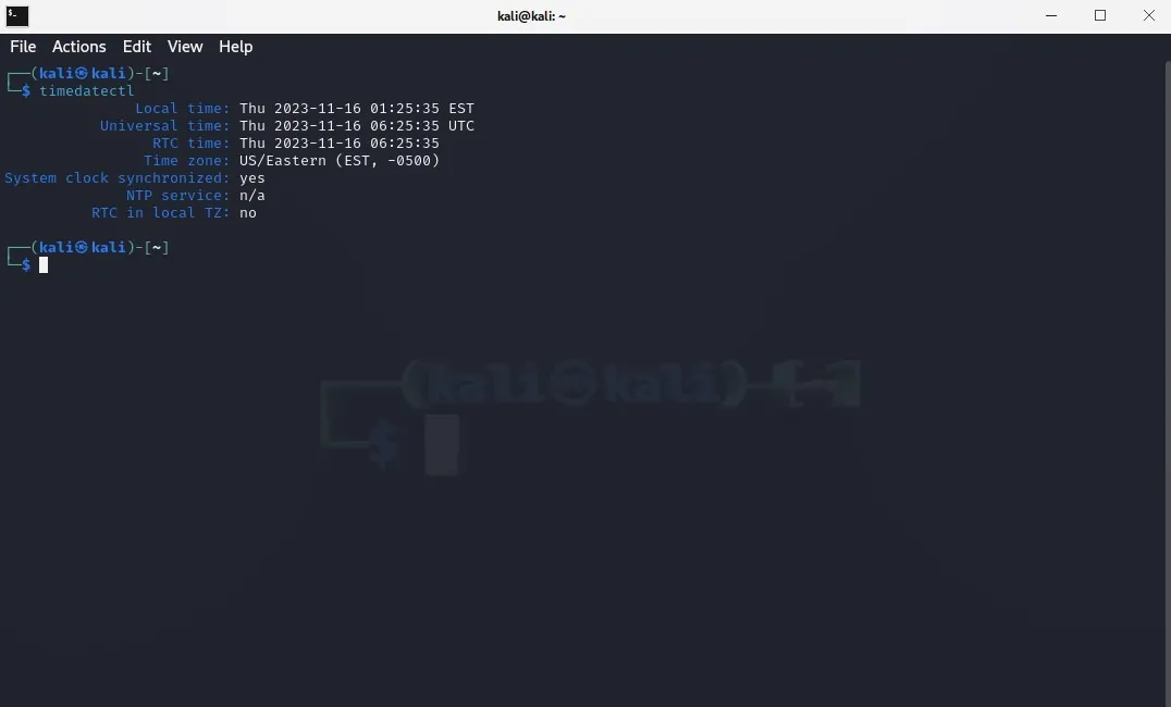 Capture d'écran du terminal Linux montrant la sortie timedatectl