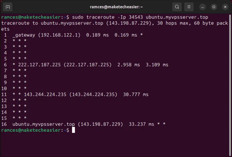 Un terminal affichant un traceroute utilisant ICMP ECHO avec un numéro de séquence ICMP personnalisé.