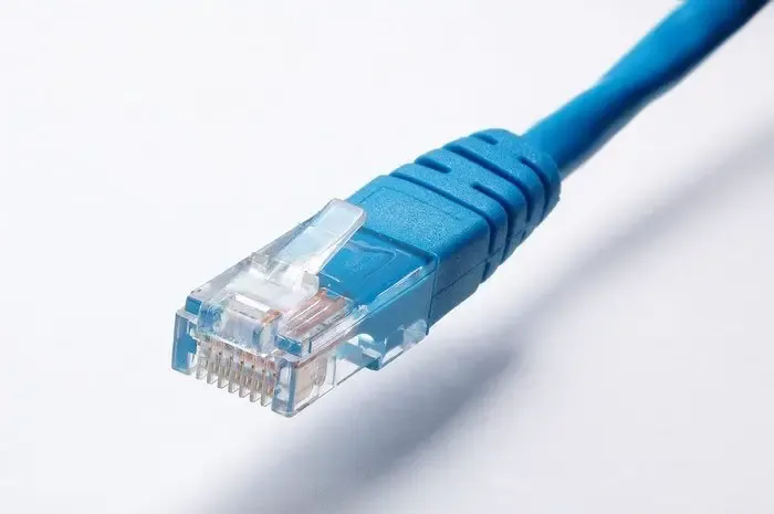 イーサネットケーブル接続