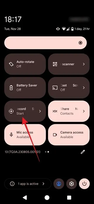 Toccando Screen Recorder attiva/disattiva le Impostazioni rapide sul telefono Android.