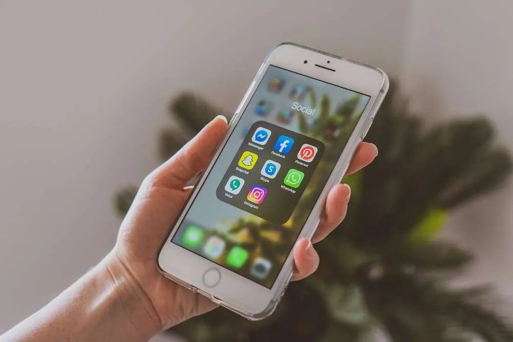 Comprender la integración de las llamadas de Instagram Snapchat o WhatsApp con el historial de llamadas de iPhone
