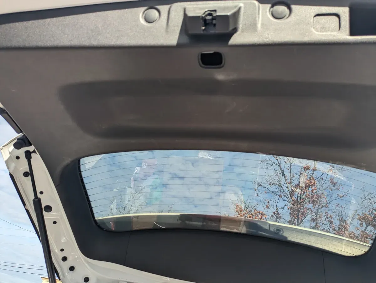 Problemas de instalación del automóvil Wolfbox G900 Interior trasero 11zon