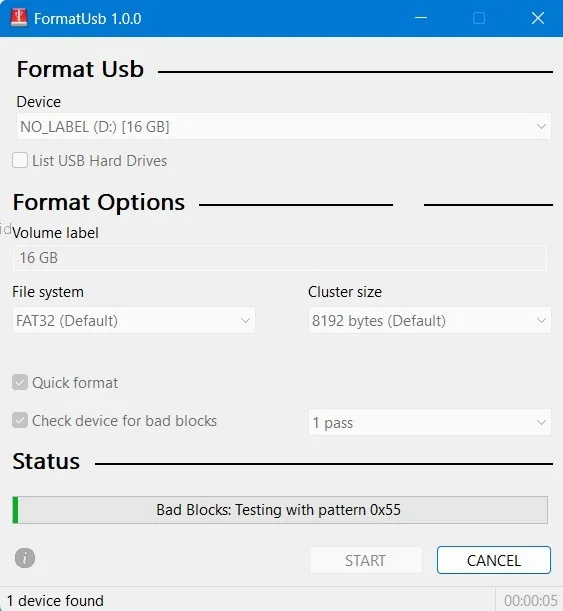Een USB-drive formatteren en testen van slechte sectoren met het FormatUSB-hulpprogramma.