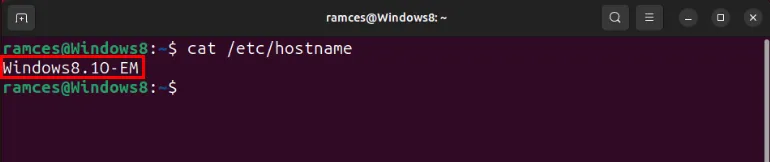 Ein Terminal, das einen benutzerdefinierten Hostnamen für das Ubuntu-System anzeigt.