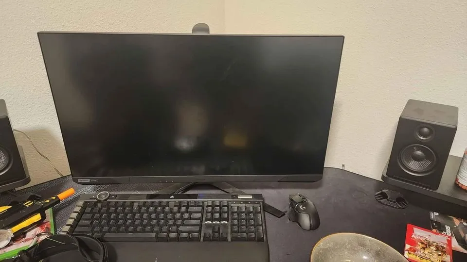 Configurazione del PC da gioco con monitor