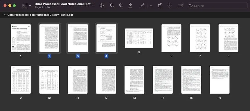 Selezionando le pagine PDF che desideri eliminare in Anteprima su Mac.