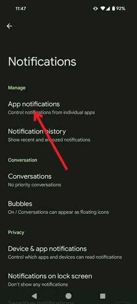 Selecionando notificações de aplicativos nas configurações do Android.