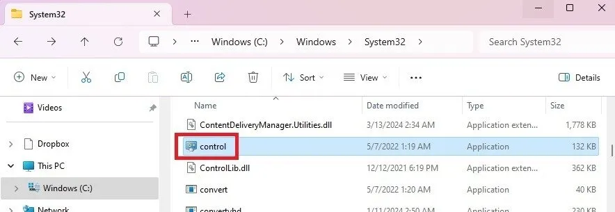 Localisation de l'exécutable de contrôle dans le dossier System32 sous Windows.
