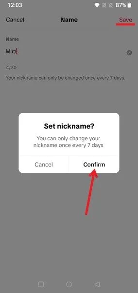Enregistrement du nouveau nom de profil dans l'application TikTok.