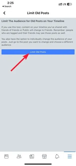 Facebook Private Conferma di limitare chi può vedere i tuoi vecchi post sull'app Facebook