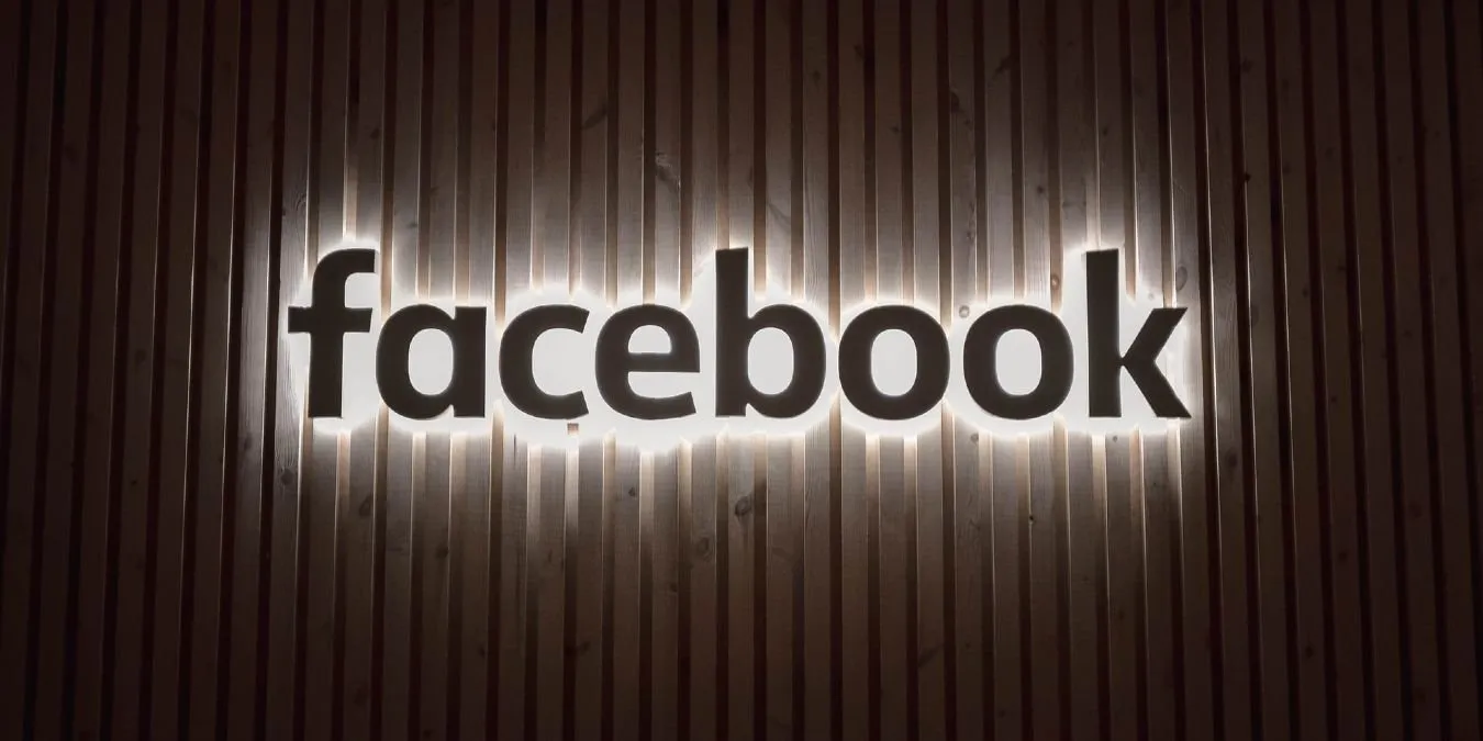 Rendi il profilo Facebook privato in primo piano