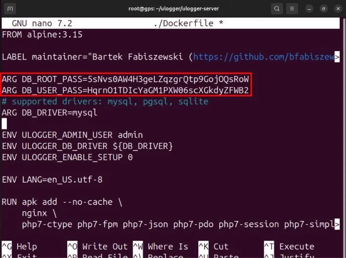 Un terminale che evidenzia le due password casuali per il database del server ulogger.