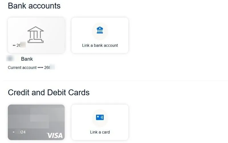 Agregue cuentas bancarias y detalles de tarjetas de crédito a una cuenta PayPal.