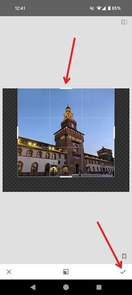 Expandindo a imagem verticalmente usando o aplicativo Snapseed.