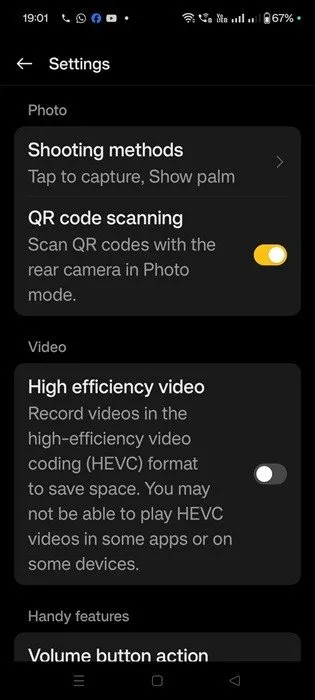 Funzione di scansione del codice QR della fotocamera Android 14 abilitata.