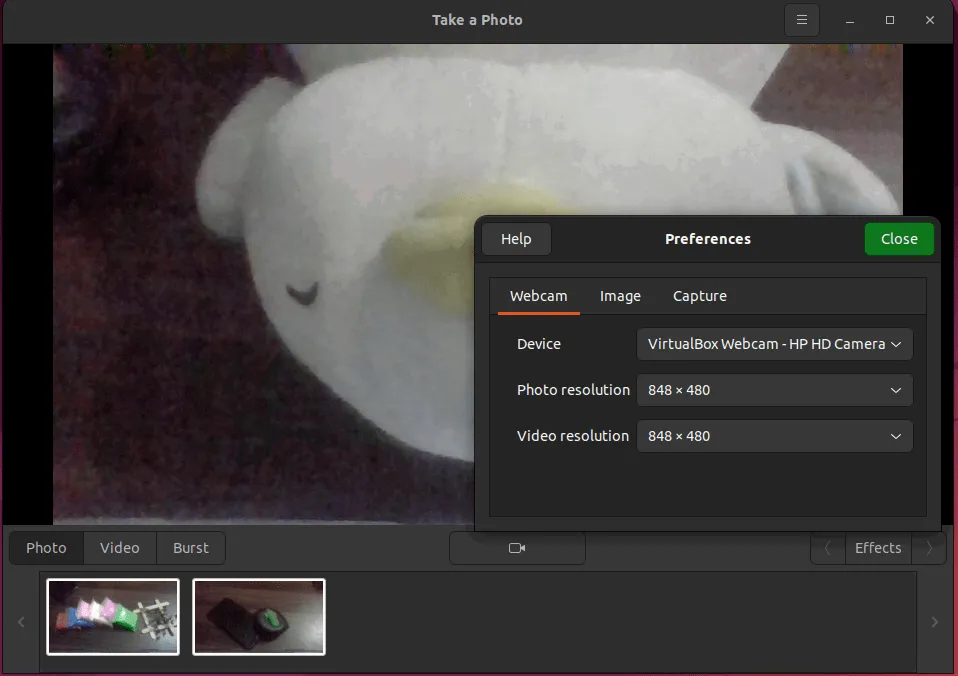 Interface de l'application webcam Cheese affichant les paramètres de la webcam.