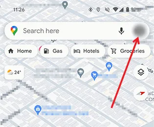 Presionando la foto de perfil en Google Maps en Android.